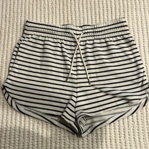 H&M Womens stripped shorts